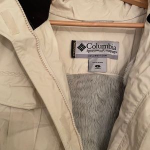 Columbia women’s winter ski jacket